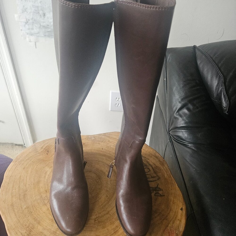 Tory Burch dark brown  boots